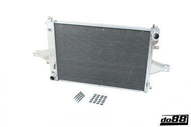 Volvo S60 R V70 R S80 99-08 Radiator/Vannkjøler