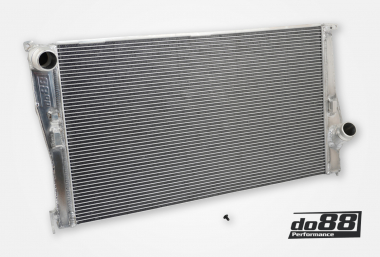 BMW 135i 335i 35i N54 N55 Manuell 2007-2013 (E9X E82 E89) Radiator/Vannkjøler