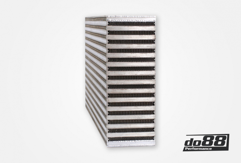 Garrett Intercooler Kjøleelement Luft-Luft (610 x 307 x 114 mm) - 950 HK Garrett Intercooler Kjøleelement Luft-Luft (610 x 307 x 114 mm) - 950 HK