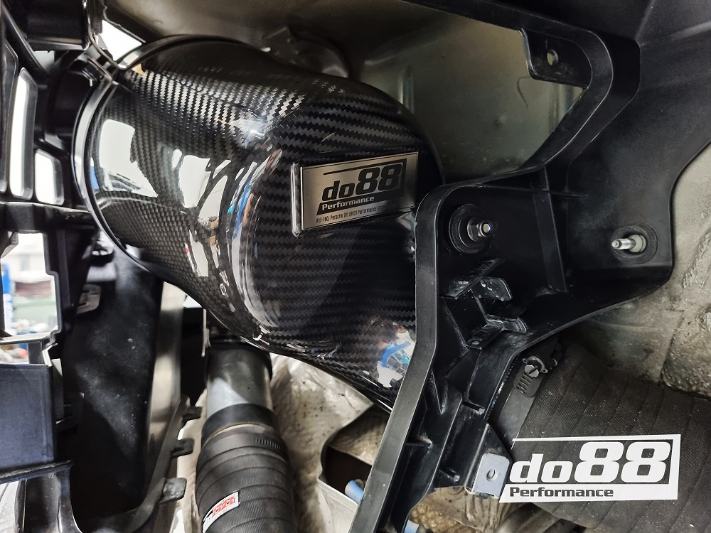 Porsche 911 Carrera (992) Inntakssystem