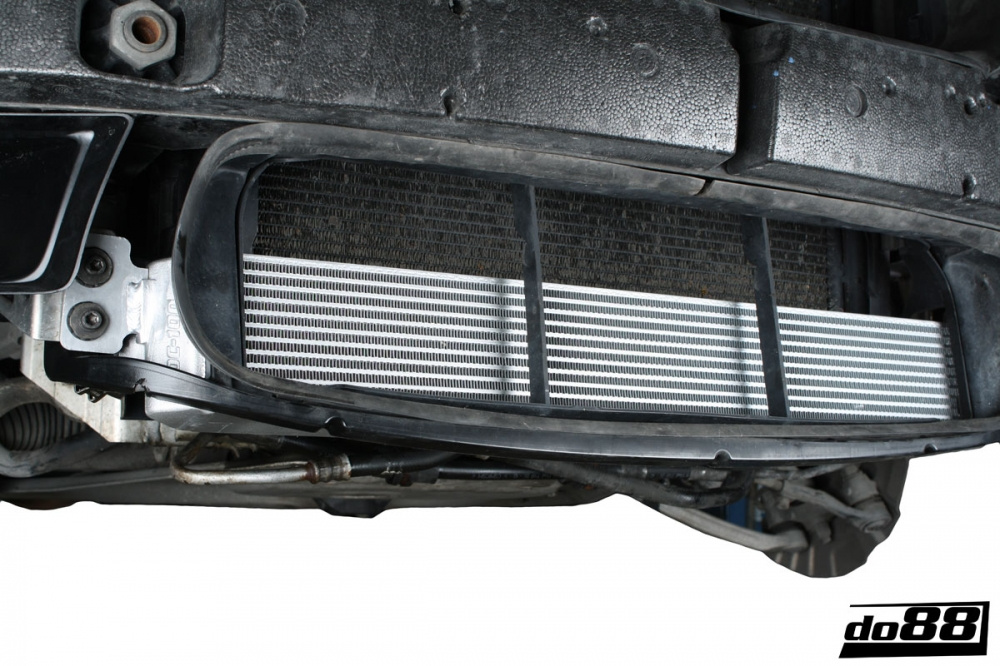 BMW M3 E90 E92 Motoroljekjøler Racing