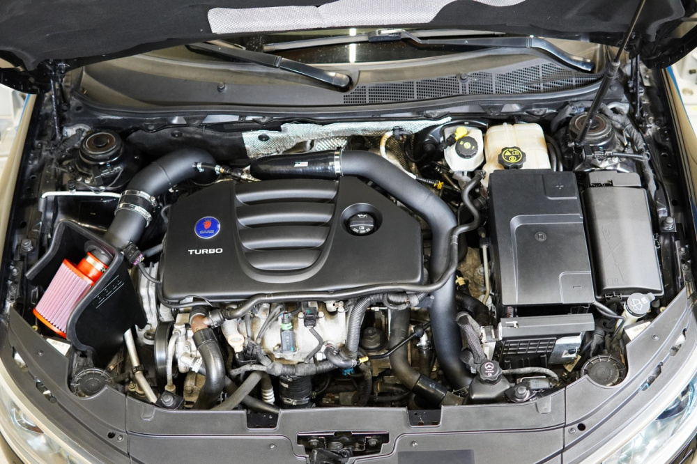 SAAB 9-5 2.0t 2010-2011 Intercooler rør