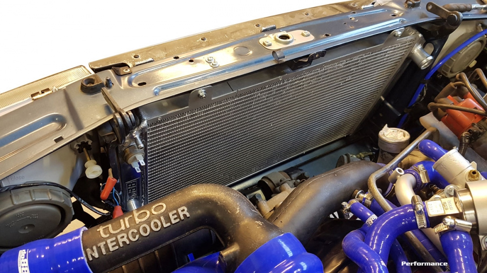 SAAB 900 Turbo 1979-1993 Radiator/Vannkjøler SAAB 900 Turbo 1979-1993 Radiator/Vannkjøler