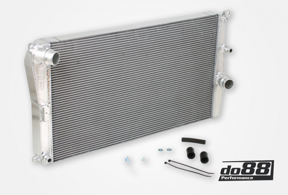 BMW M235i M2 335i 435i Radiator/Vannkjøler Aluminium i gruppen Modell tilpasset / BMW / F20 F22 F30, N55 N20 N57 (1,2,3 & 4-Series) hos do88 AB (WC-290)